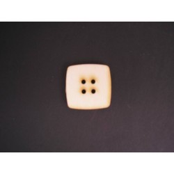 Fa gomb négyszög 2.5cm